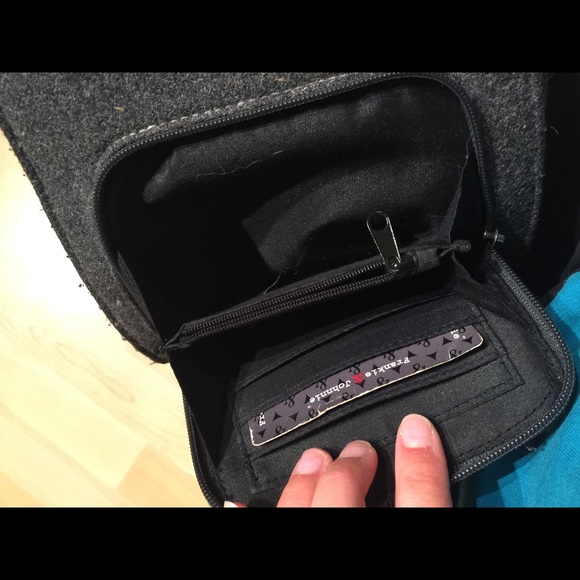 Grey purse - Picture 8 of 8